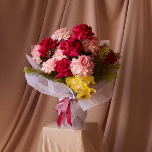 XOXO Pink Roses En Mass